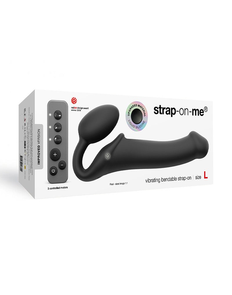 Strap-On-Me - Buigbare Strap-On Vibrator met Afstandsbediening Maat L - Zwart