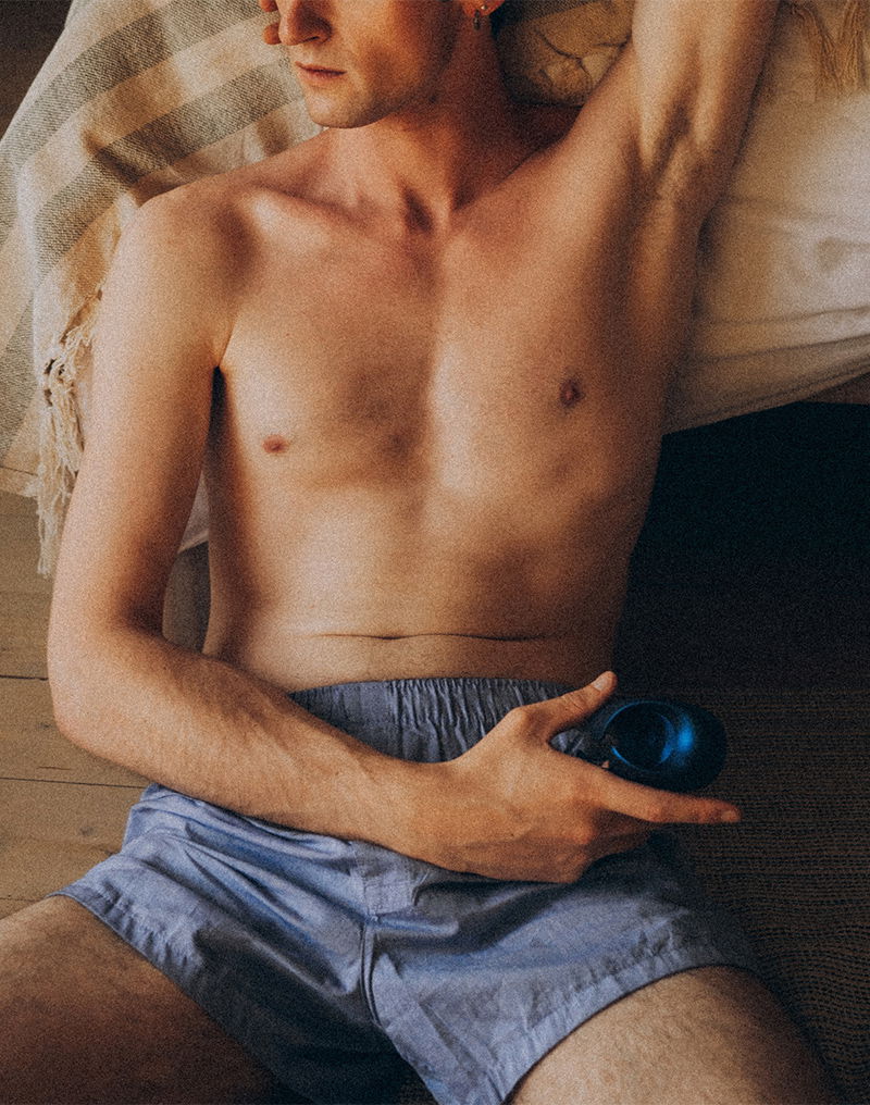 MANWAN - Sub One - Vibrerende Masturbator met Tapping Feature - Velvet Red