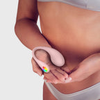 KIIROO- Spot - Draagbare Interactieve Ei-vibrator - Kiss Me Pink