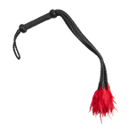 Rimba Bondage Play - Leren gevlochten zweep met veren – Zwart/Rood