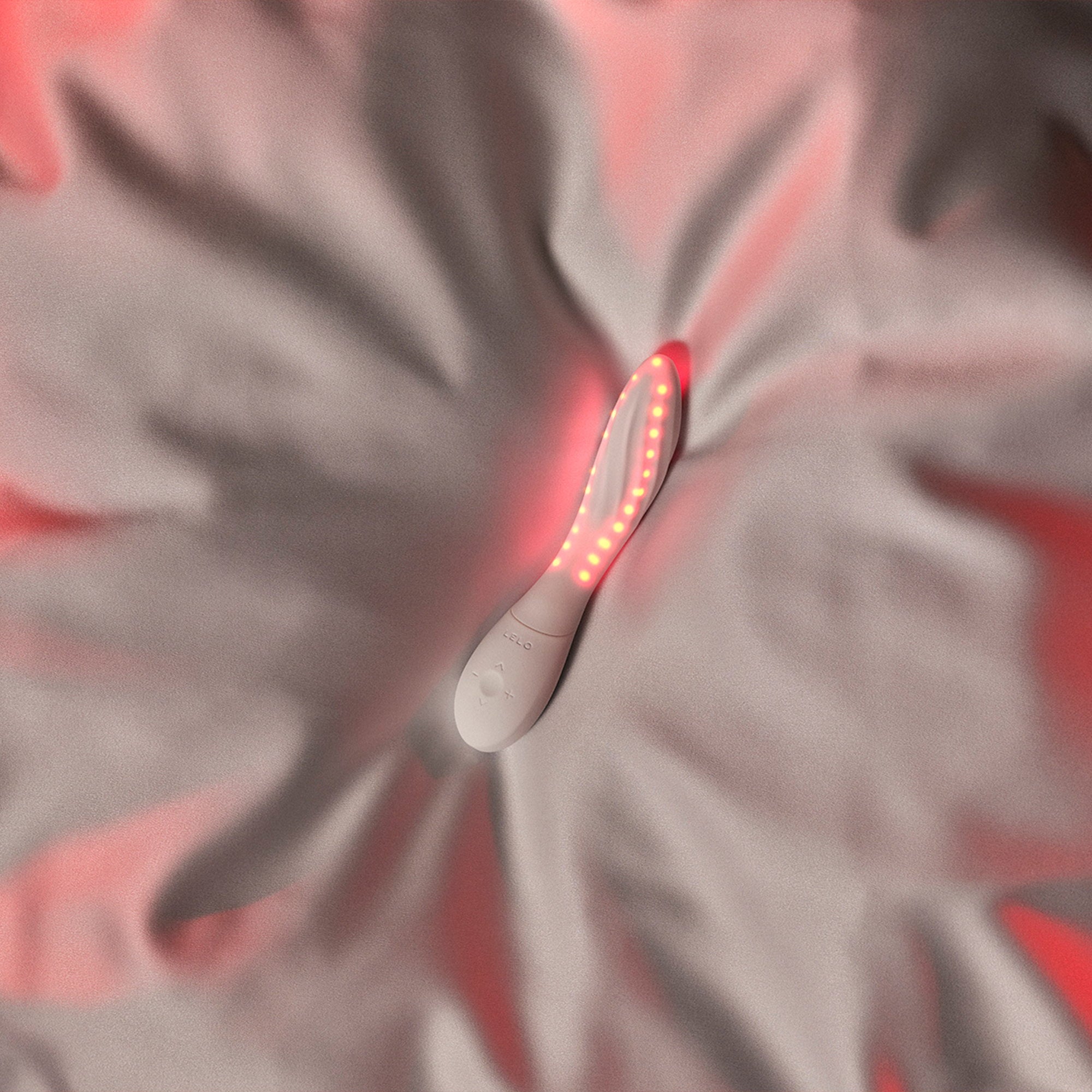 LELO - Mona Spectra - Wellness-massageapparaat met rood licht - Wit