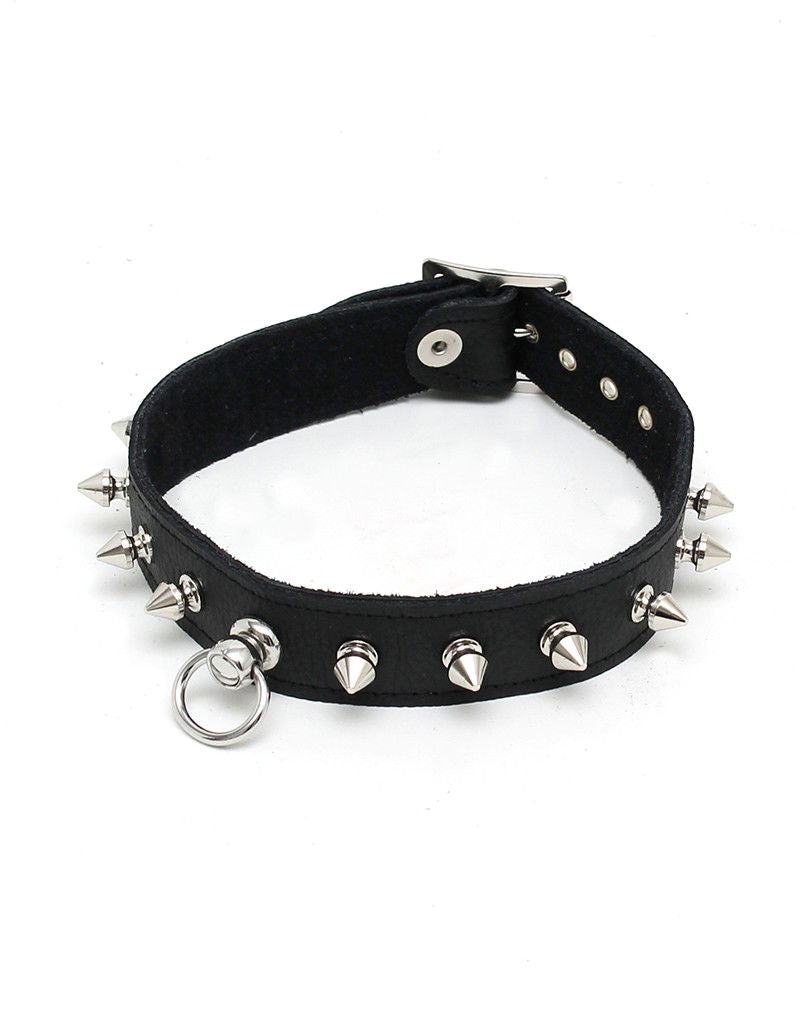 Rimba - Halsband  2.5 cm. breed, versierd met spikes