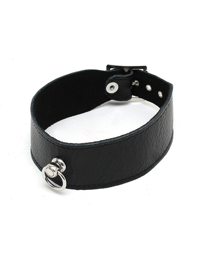 Rimba - Halsband met ring, 4 cm. breed