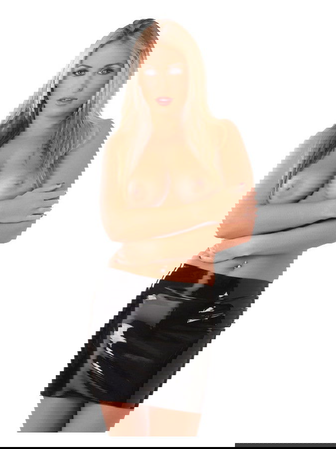 Rimba - Mini rok met open po, lengte 32 cm.