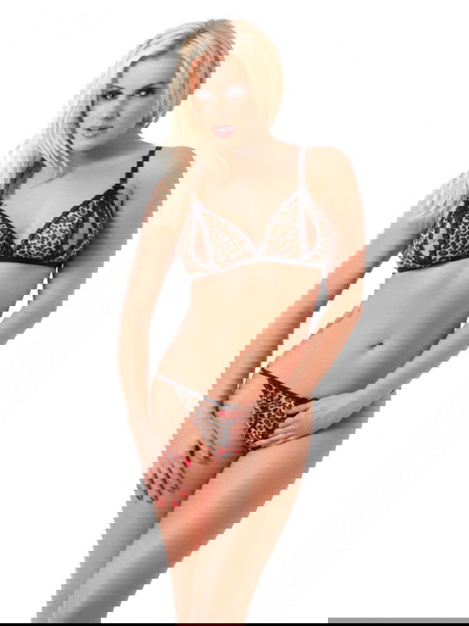 Amorable by Rimba - Open BH met String - One Size - Luipaardprint