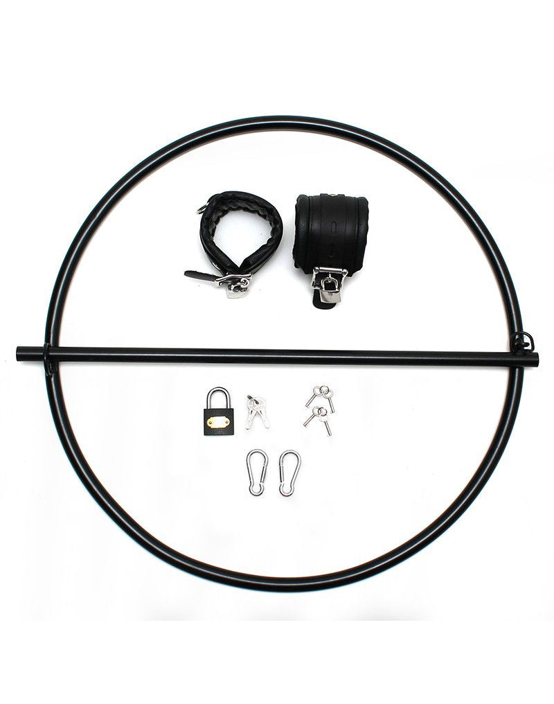 Rimba Restraint Ring met leren boeien en hangslot