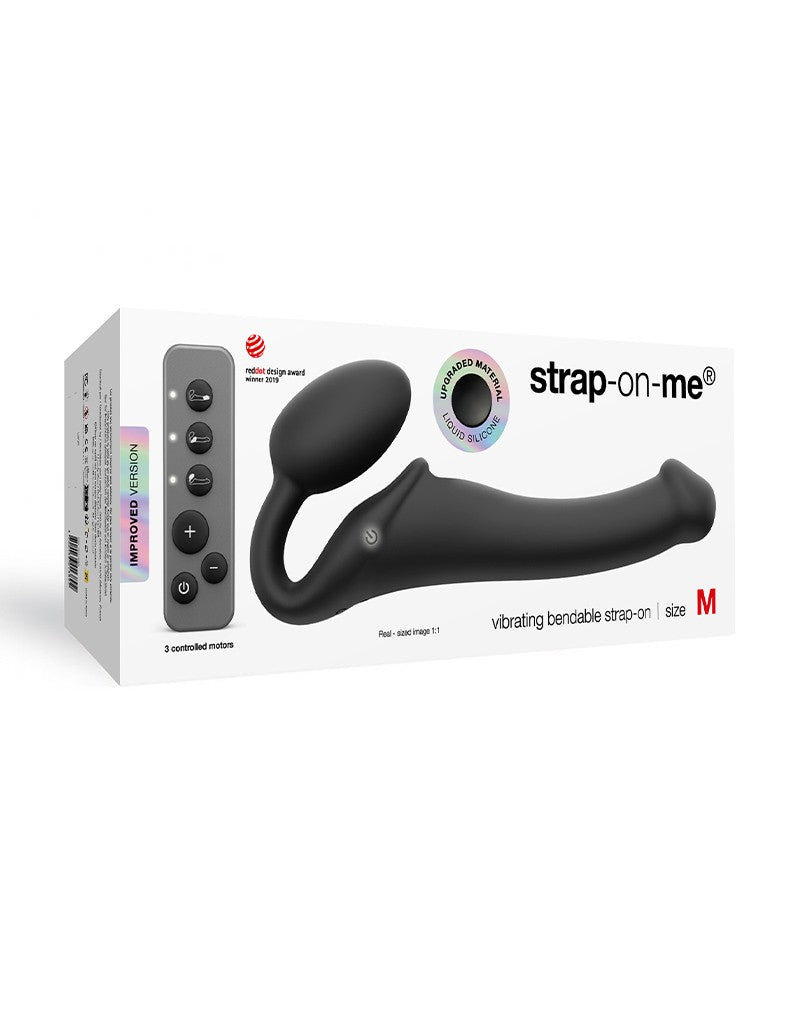Strap-On-Me - Buigbare Strap-On Vibrator met Afstandsbediening Maat M - Zwart